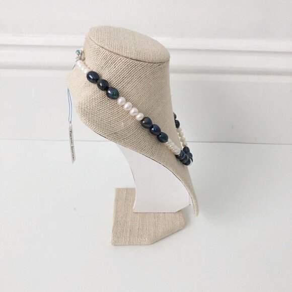 NWT Genuine Black Pearls & White Pearls Necklace Beaded - Picture 3 of 5